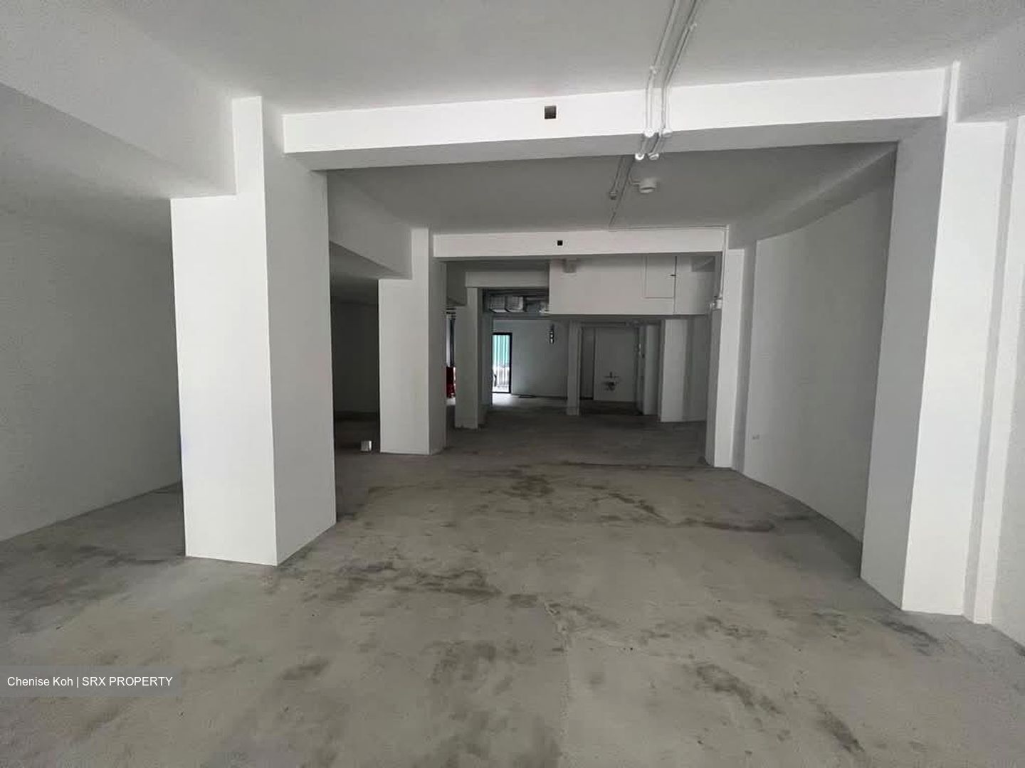 Poh Heng Building (D1), Shop House #576495061